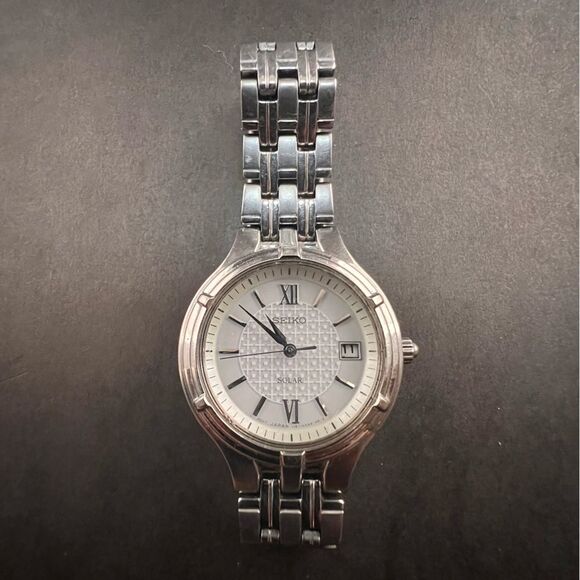 SEIKO SOLAR Watch Women Silver Tone White Dial V187-0AA0 Date 6.25\